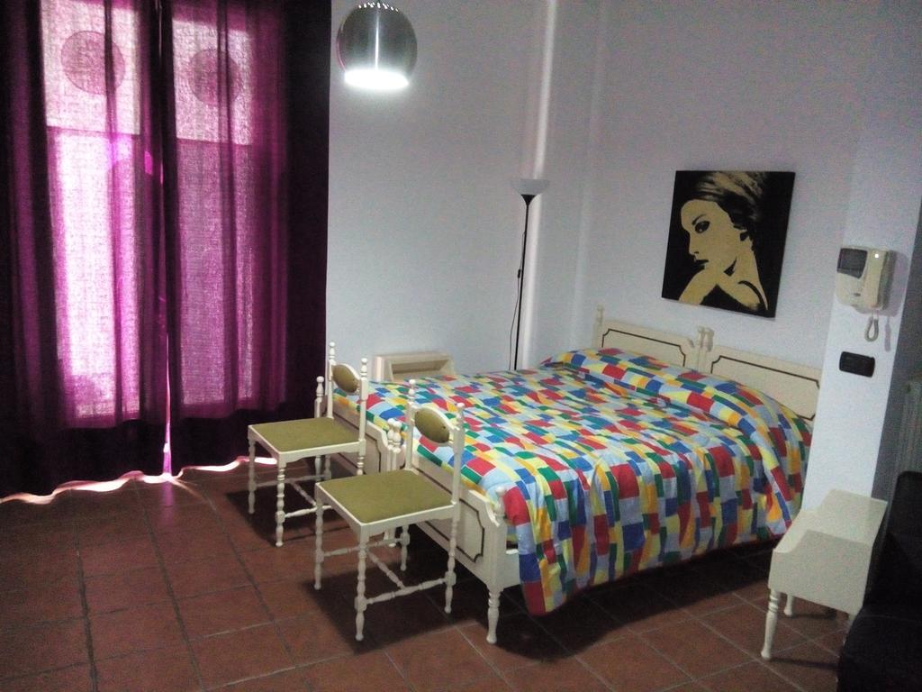 Dimora Donna Clara Bed and Breakfast Conversano Rum bild