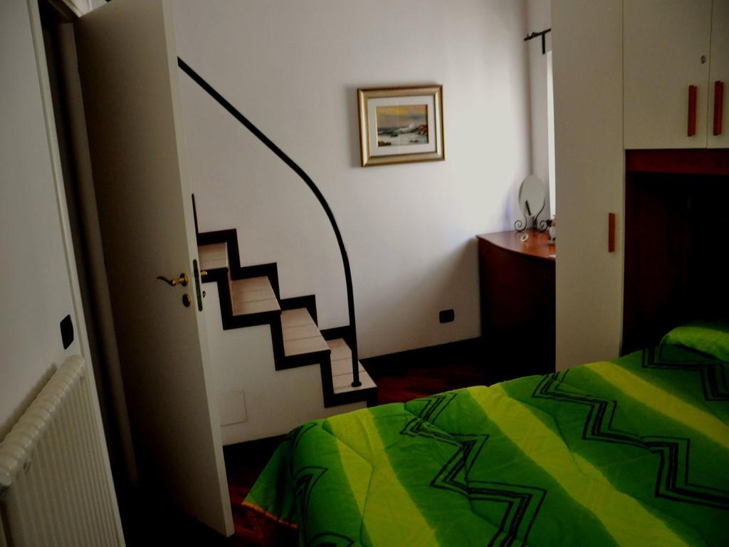Dimora Donna Clara Bed and Breakfast Conversano Rum bild